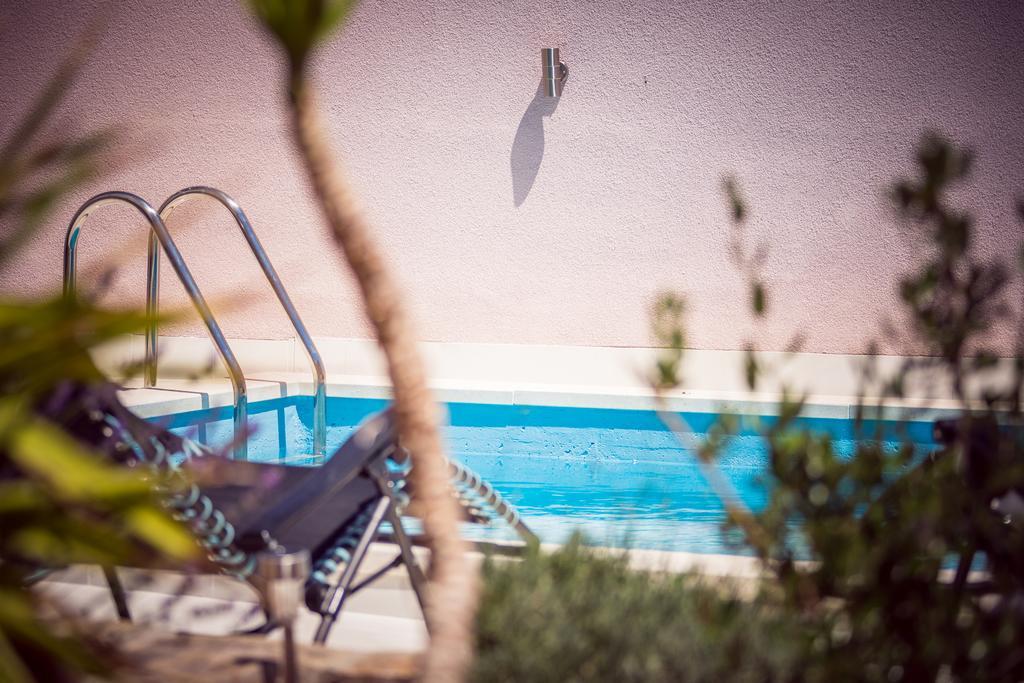 Apartment Falcon Stari Grad  Chambre photo