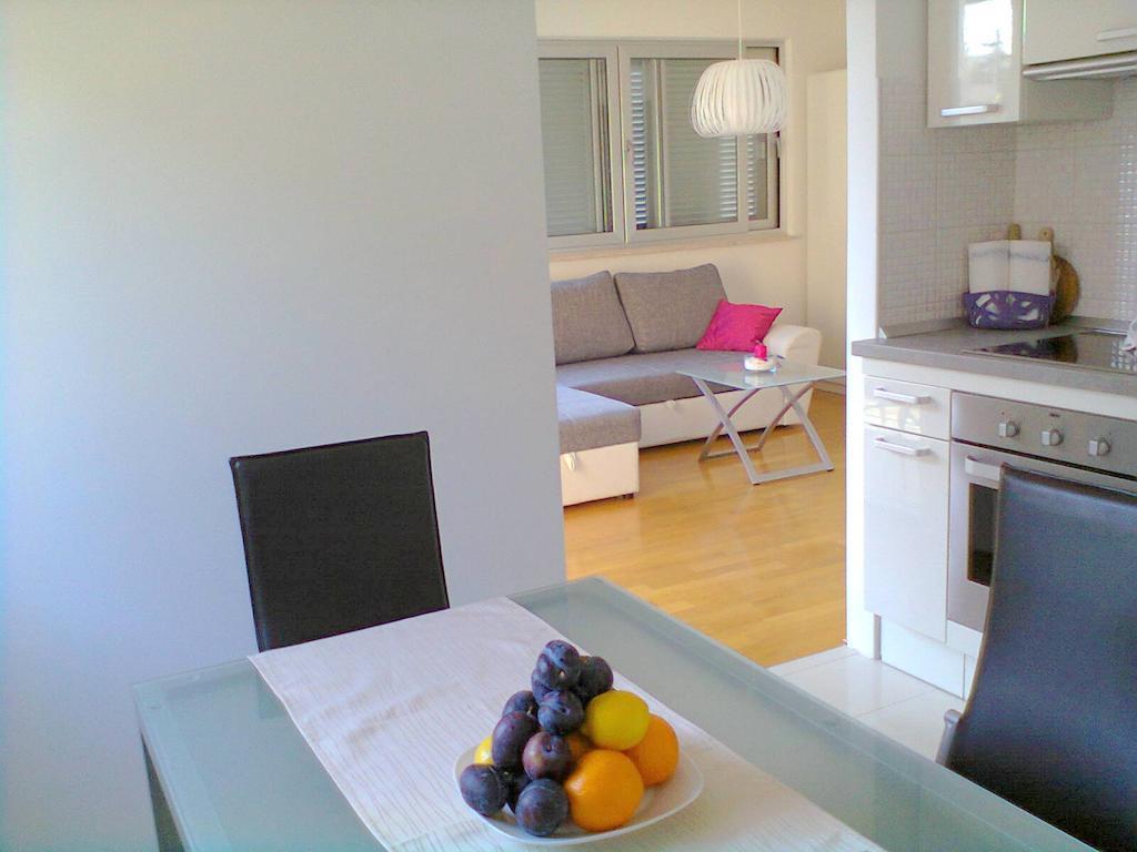 Apartment Falcon Stari Grad  Extérieur photo